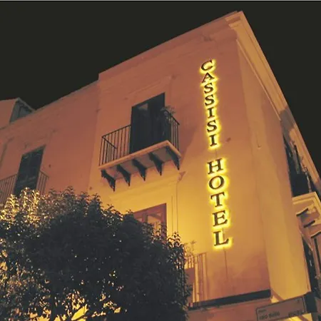 Ξενοδοχείο Cassisi 4*