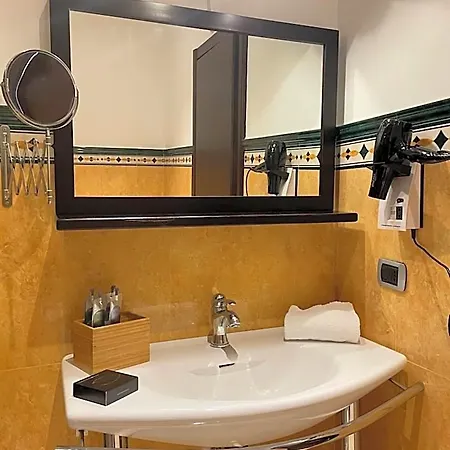 Hotel Cassisi 4*